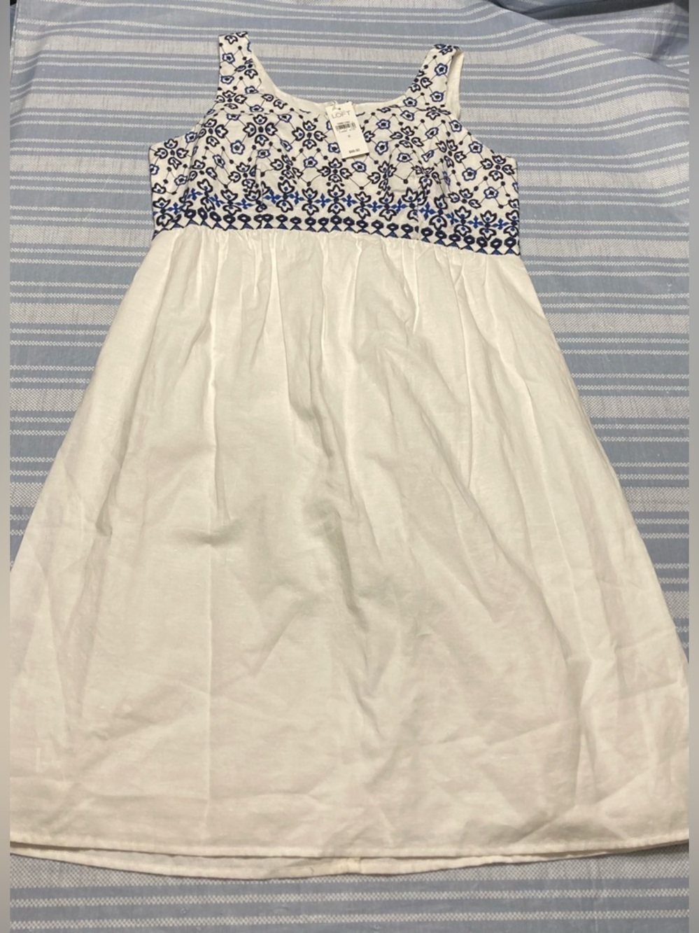 NWT LOFT white dress with blue and black embroidered bodice. - Picture 1 of 5